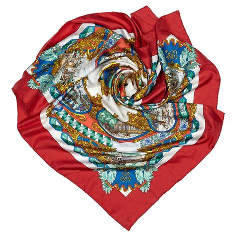 prix du foulard hermes|foulards hermes occasion femme.